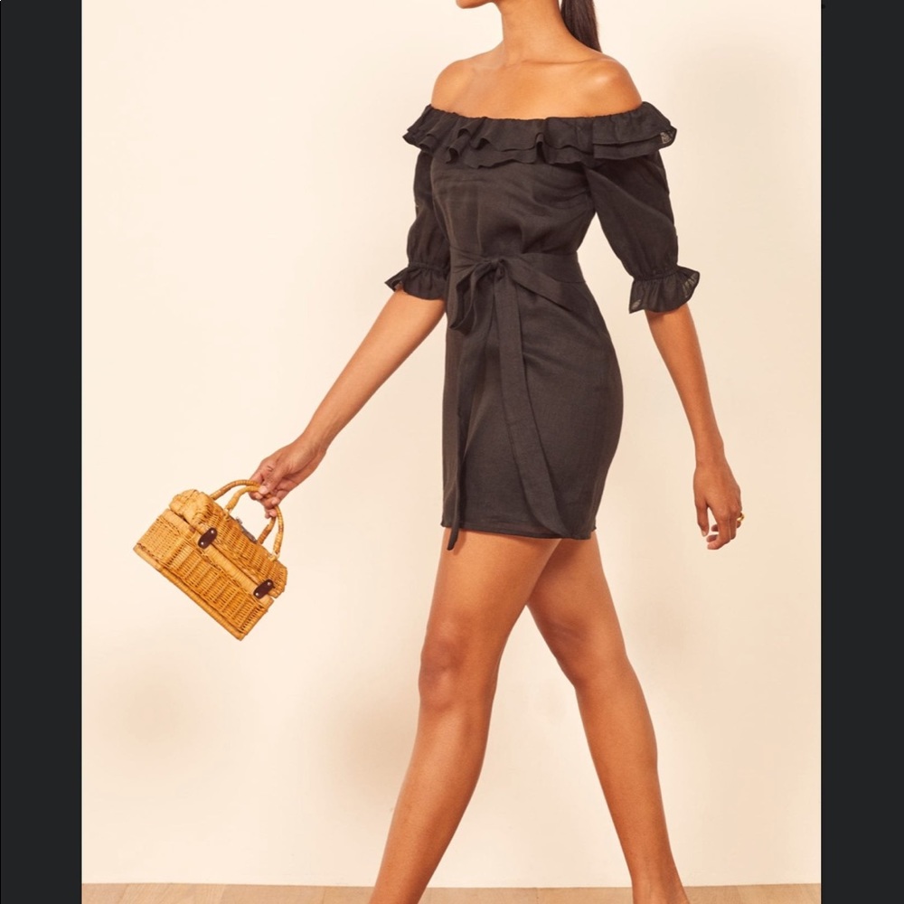 REFORMATION Indio Off the Shoulder mini Dress - Picture 5 of 10